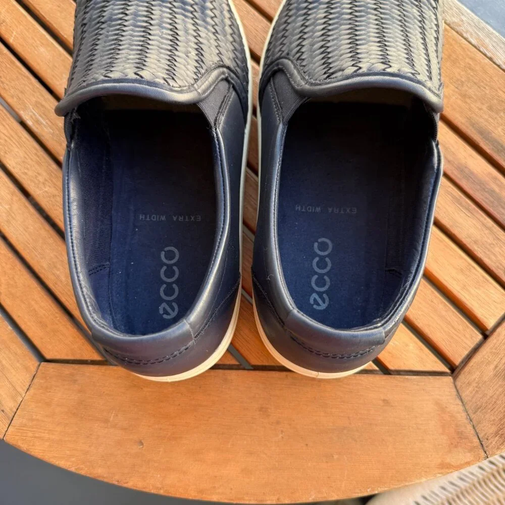 Ecco Womens Black Woven Leather Slip-On Shoes Extra Width - Picture 6 of 8